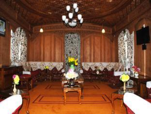 The Mughal Sheraton Houseboat Durgjan Exterior photo
